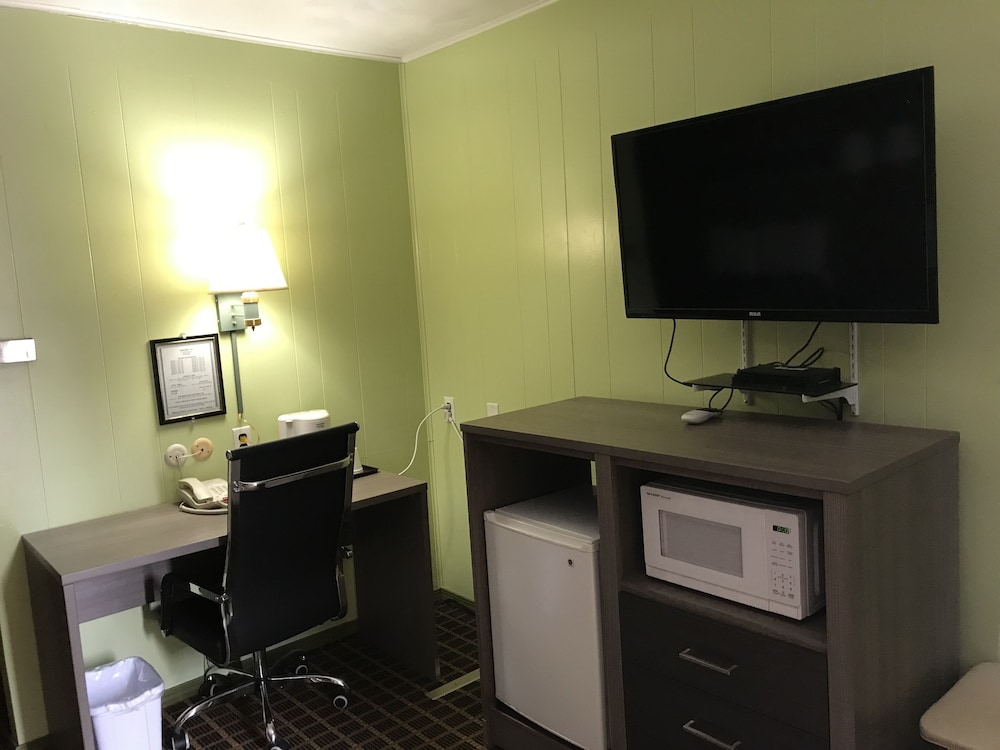 Parkview Motel - photo 13