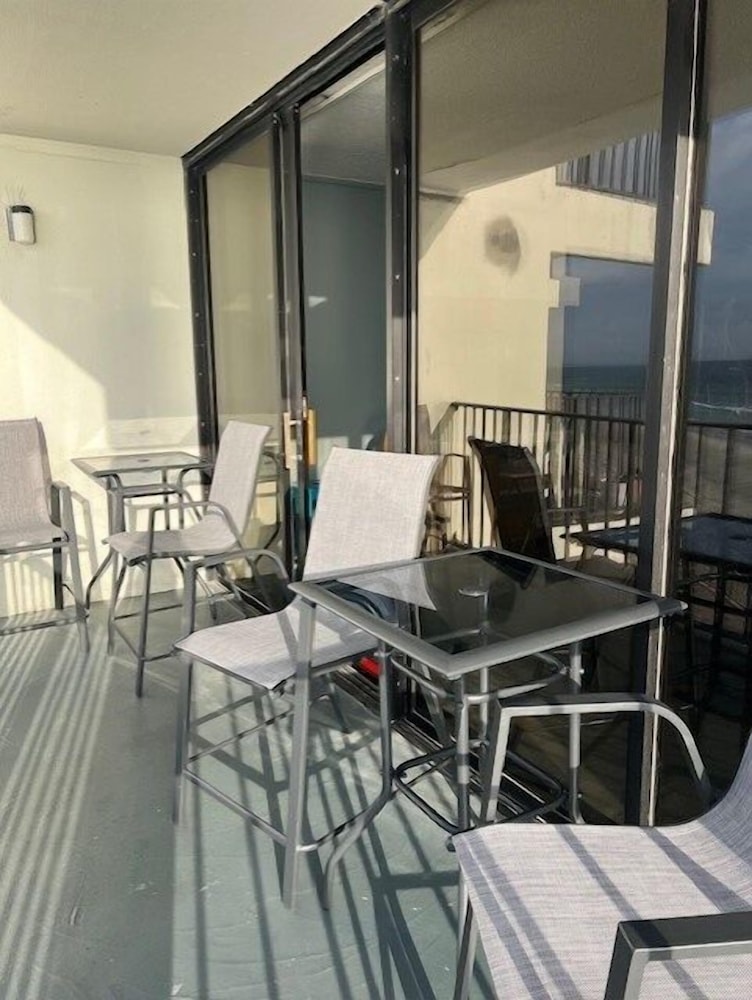 Royal Garden Resort 301 3 Bedroom Condo by RedAwning - photo 27