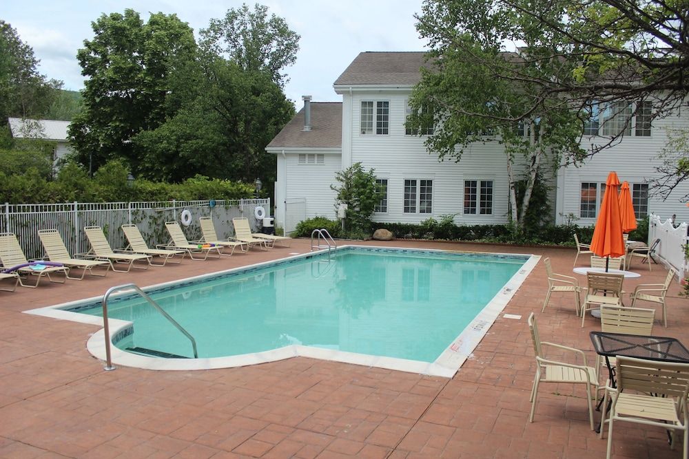 Copperfield Inn Resort - photo 32