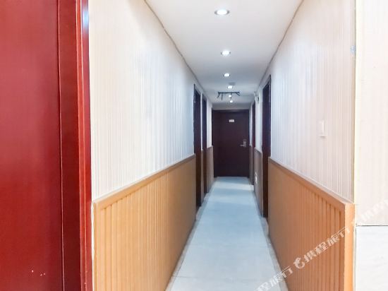 Bazhong Fuxing Inn — hotel in Bazhong