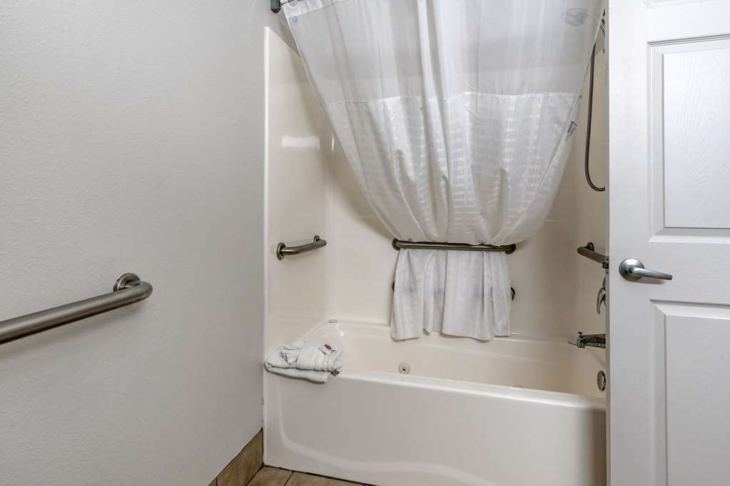 Comfort Inn & Suites Shelbyville - photo 12