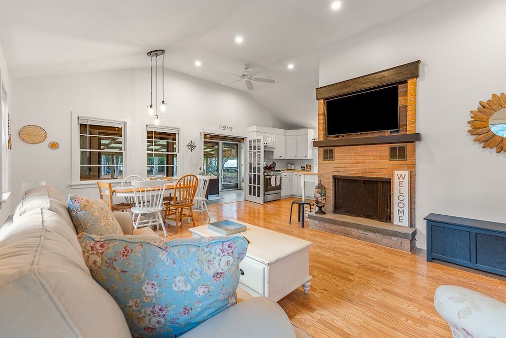 Cappawack Cottage — 4-Star Luxury Hotel in Mashpee, United States