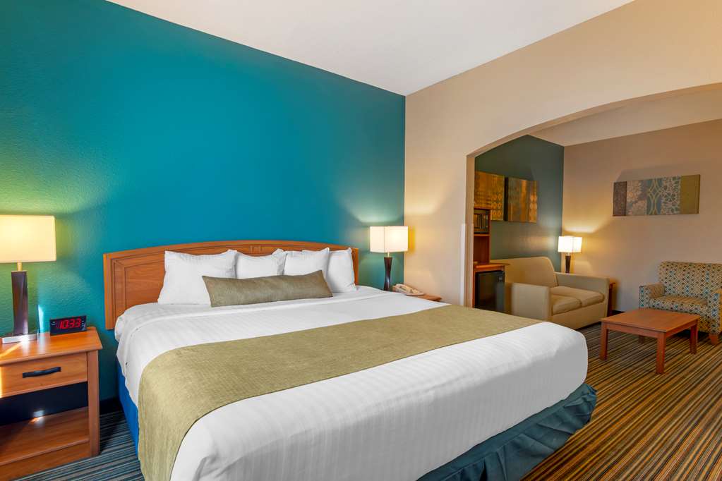 Best Western Governors Inn & Suites - photo 12