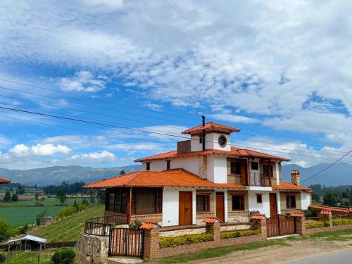 Cabaña rustica en Paipa con chimenea in Paipa, Colombia