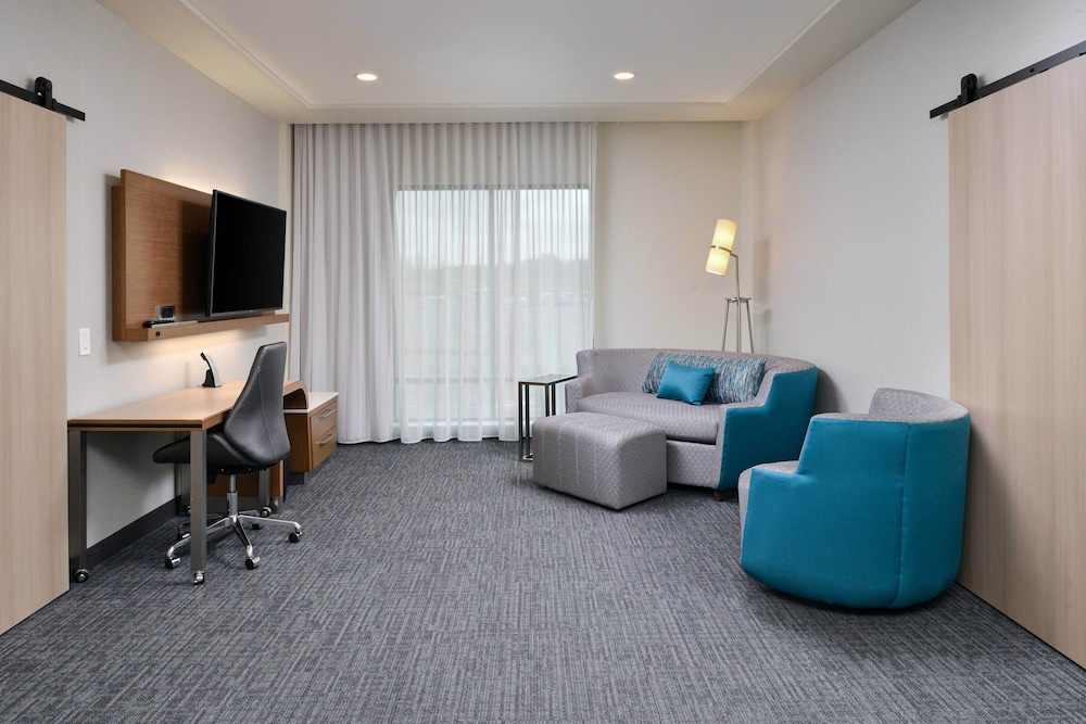 Courtyard by Marriott Charlotte Steele Creek - photo 24