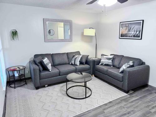 I 95 and Tanger Outlets. Pet Yes — 4-Star Luxury Hotel in Savannah, United States