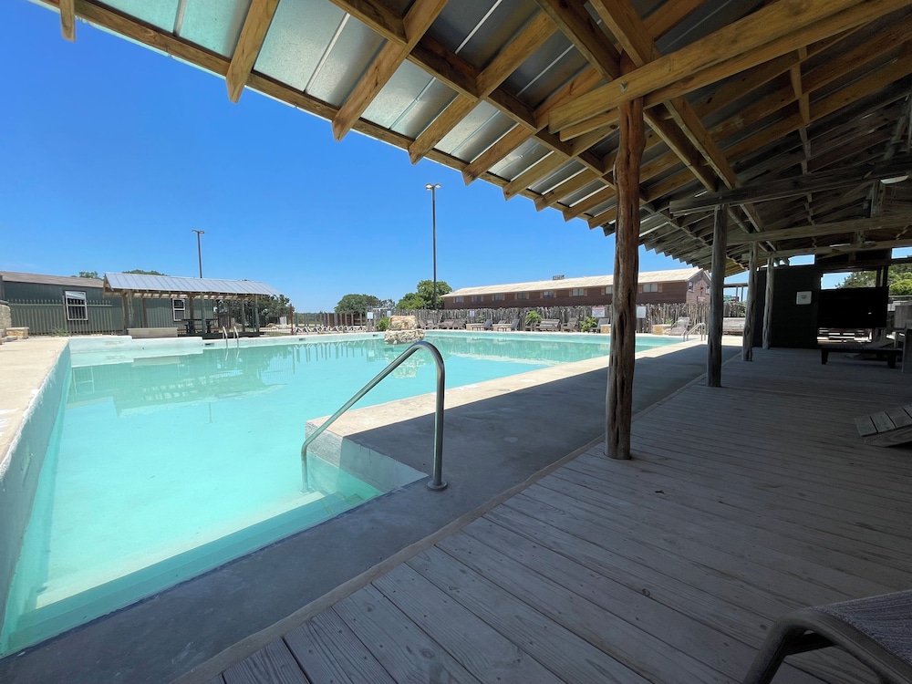 Canyon Lakeview Resort - photo 41