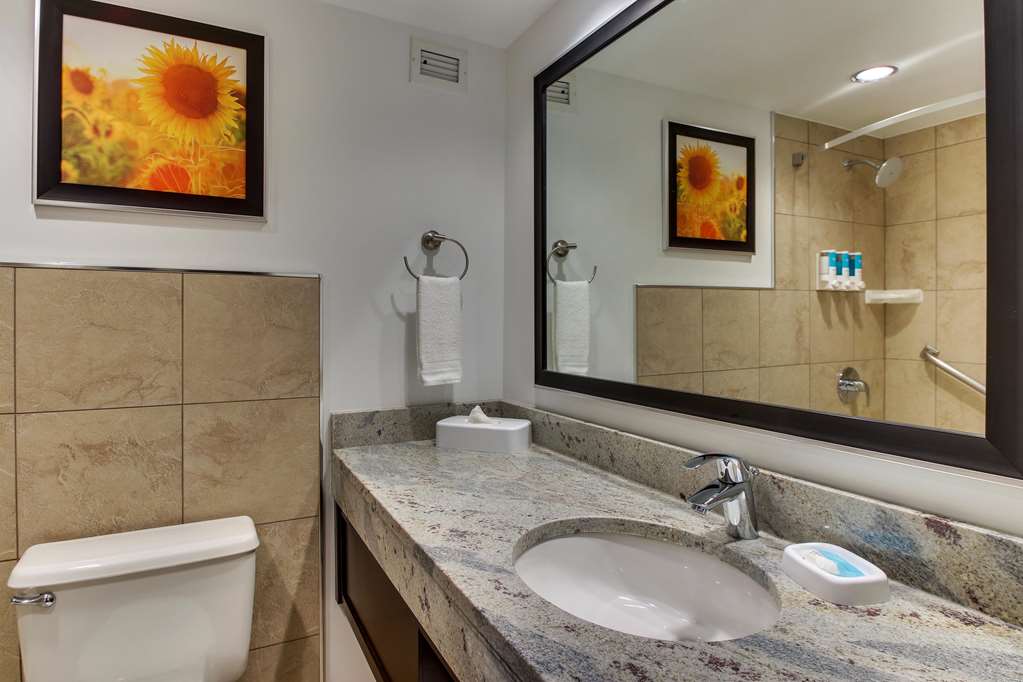 Drury Inn & Suites Poplar Bluff - photo 19