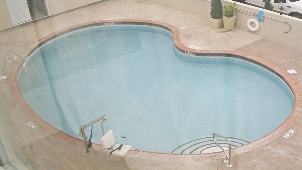 Holiday Inn Guin by IHG - photo 11