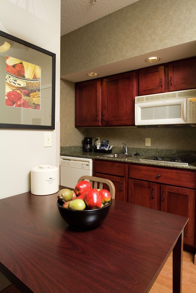 Homewood Suites by Hilton Bloomington - photo 33