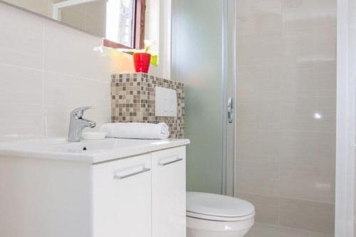 Villa Roza Studio Apartment with Balcony