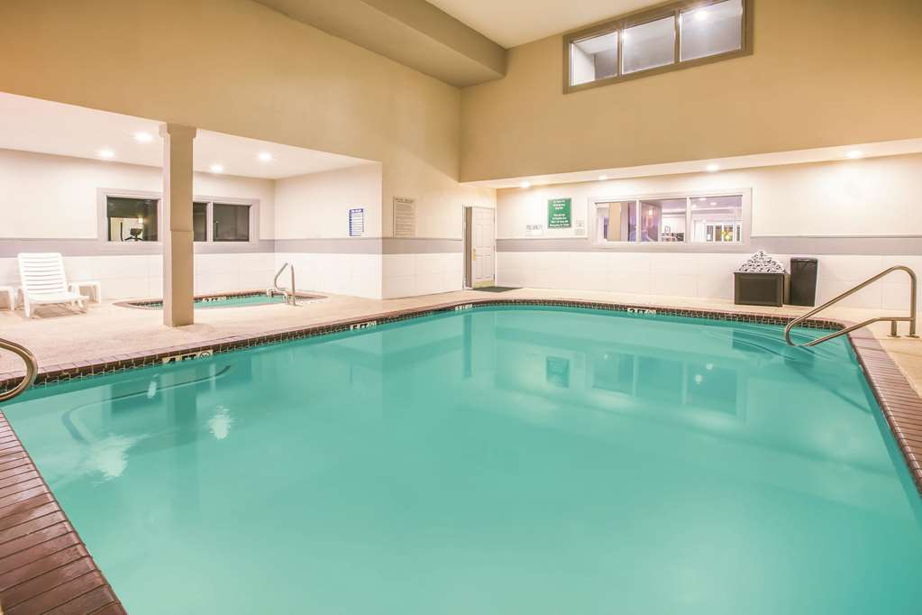 La Quinta Inn & Suites by Wyndham Dallas Mesquite - photo 16