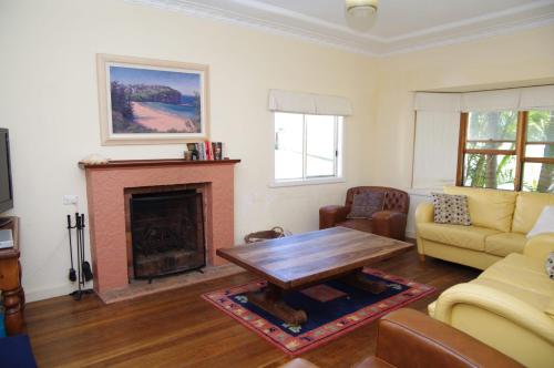 Berry 16 East Street — 4-Star Luxury Hotel in Crescent Head, Australia