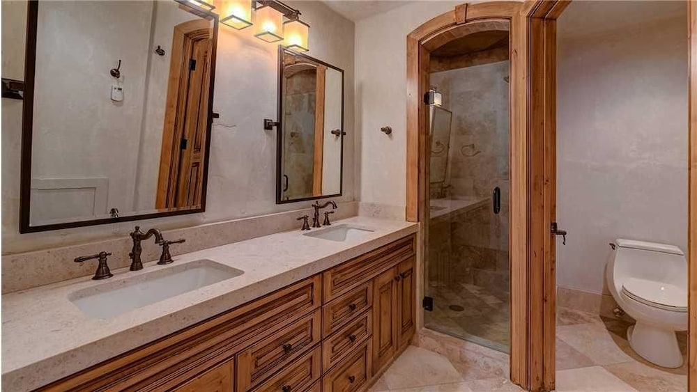 Plaza 403 - photo 22