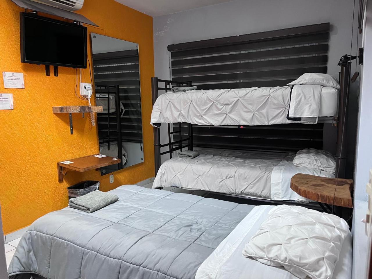 Casa D Miros familias y Grupos y Empresas Max 20 p — 4-Star Luxury Hotel in Guadalajara, Mexico