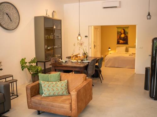 Boetiek Simons Loft Appartement Centrum Brummen 21709616 — Brummen