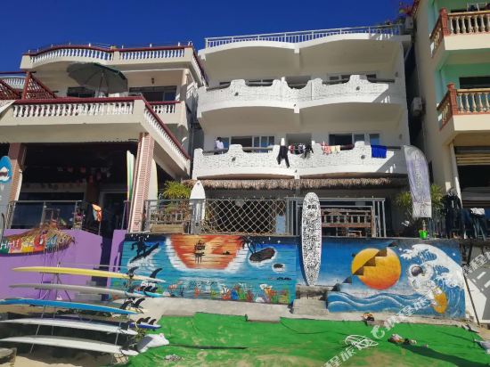 Karma Surf Inn - carbon neutral hotel in Sanya