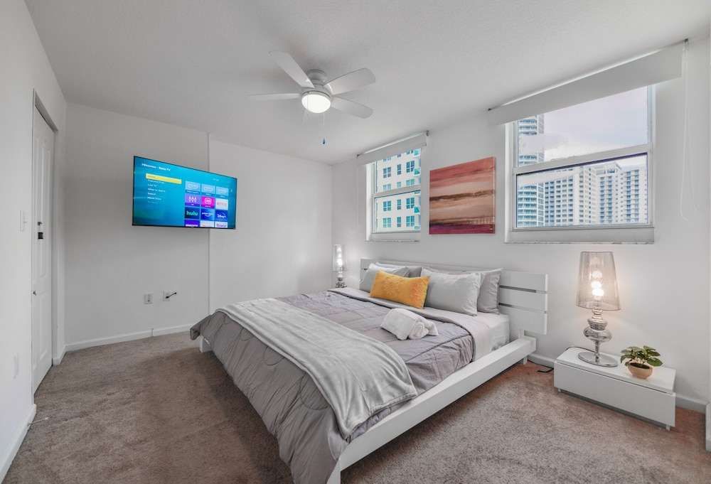 Amazing Condo Brickell with Ocean Pool View — 4-Star Luxury Hotel in Miami, United States