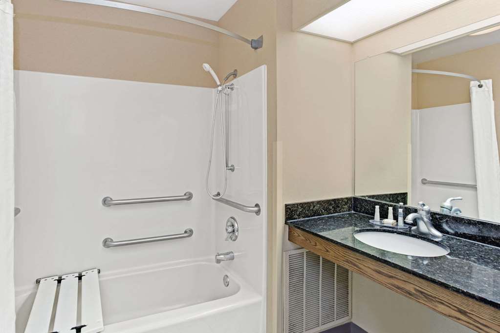 Baymont by Wyndham Sanford - photo 8