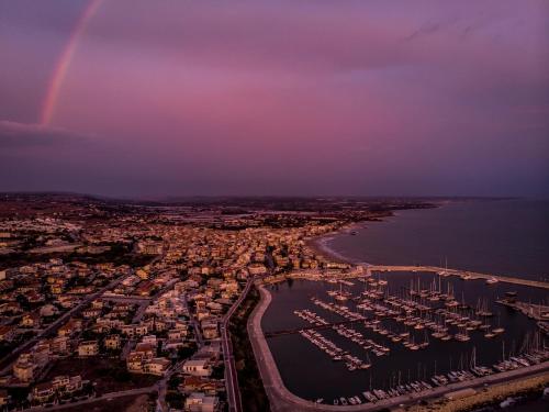 Domus Cori E Amuri — 4-Star Luxury Hotel in Marina Di Ragusa, Italy