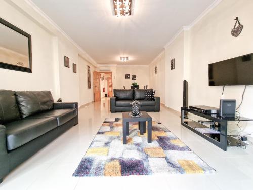 Apartment Rocha Oceano Azul Charming — 4-Star Luxury Hotel in Portimao, Portugal