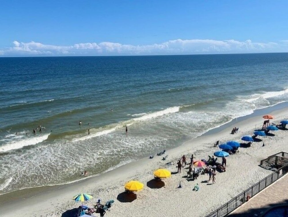 Royal Garden Resort 504 2 Bedroom Condo by RedAwning - photo 26