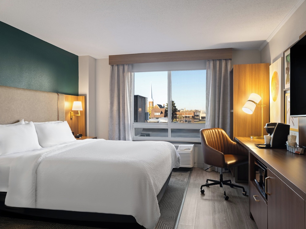 Holiday Inn Portsmouth Downtown by IHG - featured photo