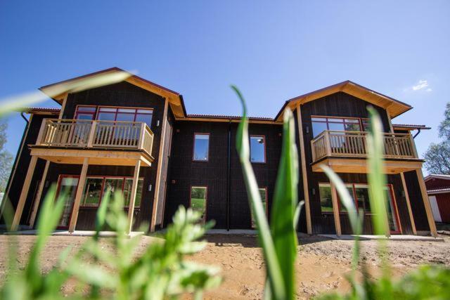 Chalet with sauna JÄRVSÖ — 4-Star Luxury Hotel in Jaervsoe, Sweden