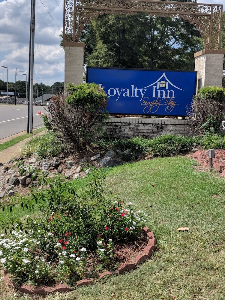 Loyalty Inn Rockingham - photo 11