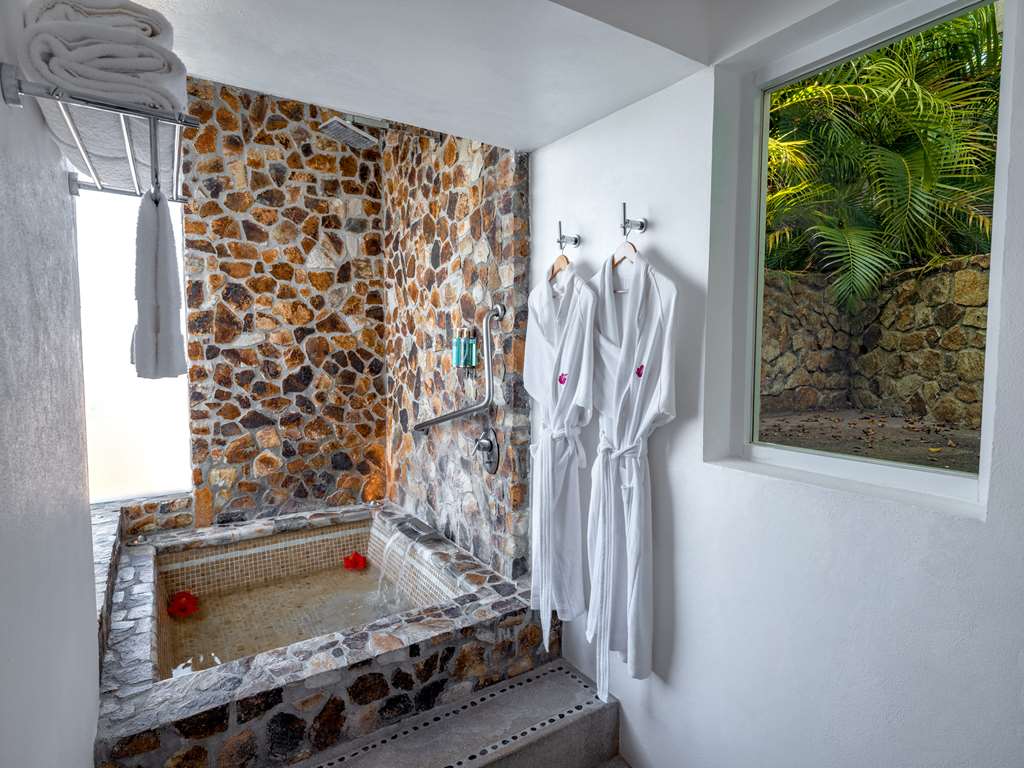 Las Brisas Acapulco Roqueta Suite