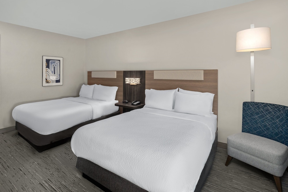Holiday Inn Express Hattiesburg West Univ Area by IHG - photo 15
