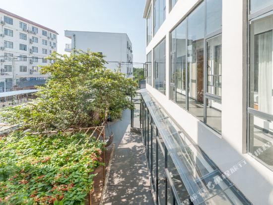 Yifang Hotel - last minute hotel in Beihai