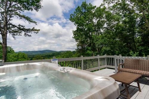 Angie’s Mountain Overlook Hot Tub and Views in Fairview, United States