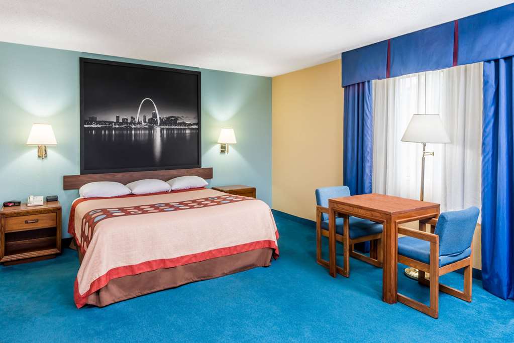 Super 8 by Wyndham O'Fallon - photo 18