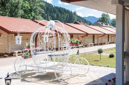 MicheLLe’s in Mizhhirya, Ukraine