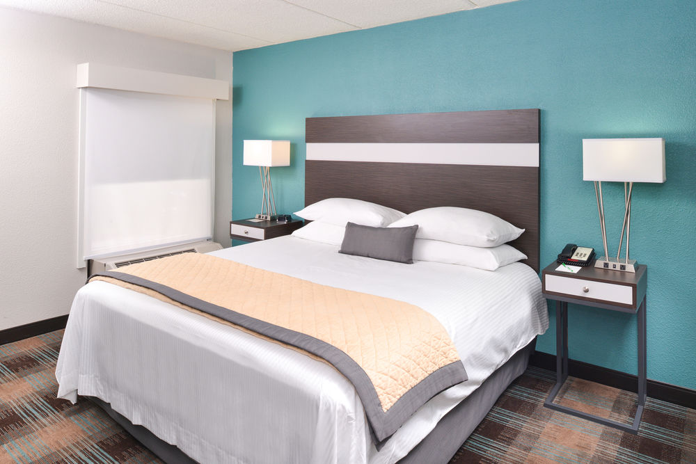 Wyndham Garden Greenville Airport - photo 39