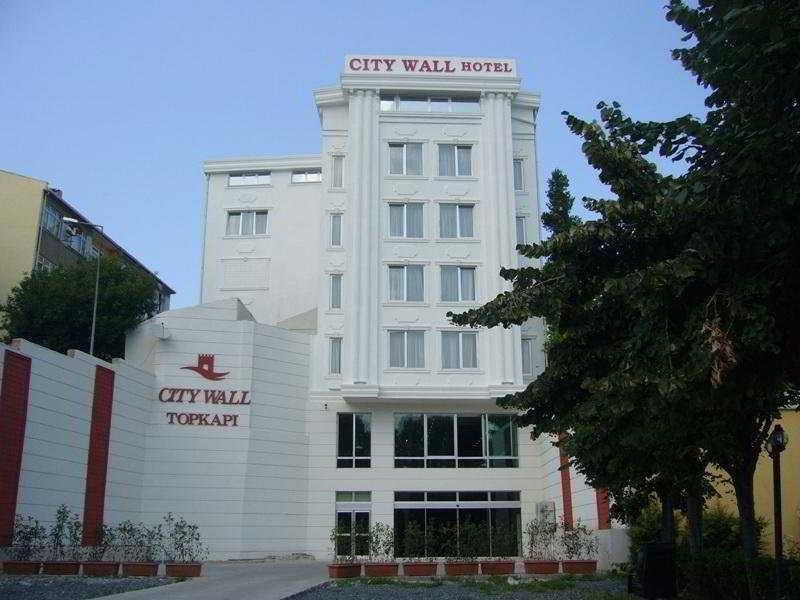 City Wall - last minute hotel in Istanbul