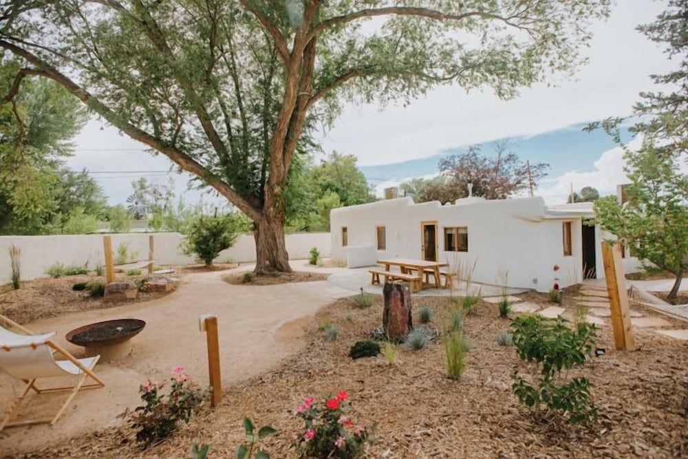 Indian Hills Inn Taos Plaza - photo 22