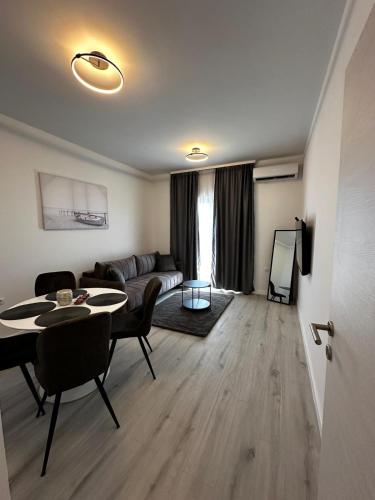 Cozy Apartment Manuela In Dubrovnik With apartment Sea View