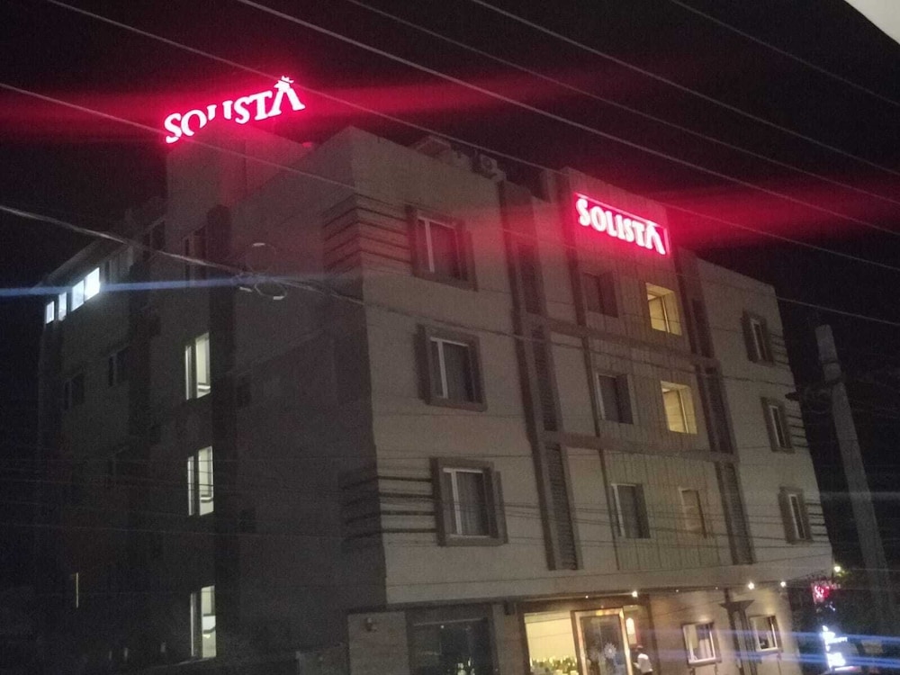 Hotel Solista — hotel in Chittaurgarh