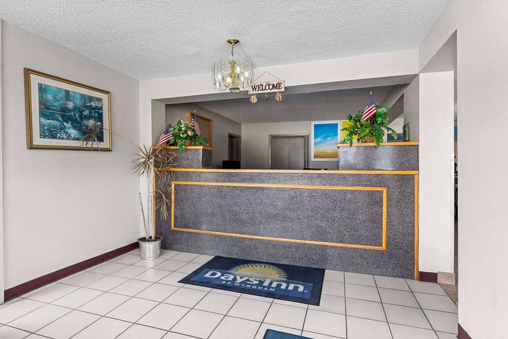 Days Inn by Wyndham Clayton - photo 10