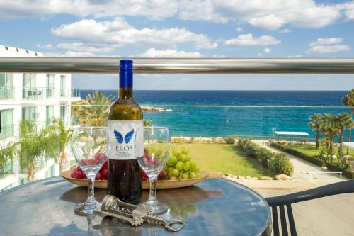 GABRIELA Coralli Beachfront Apartment