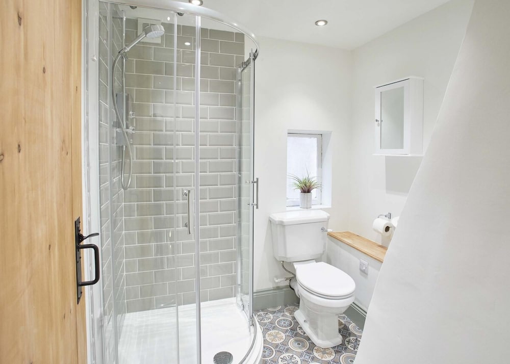 Host & Stay Threadneedle Cottage