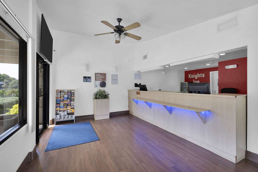 Knights Inn Jacksonville at Dix Ellis Trail - photo 2