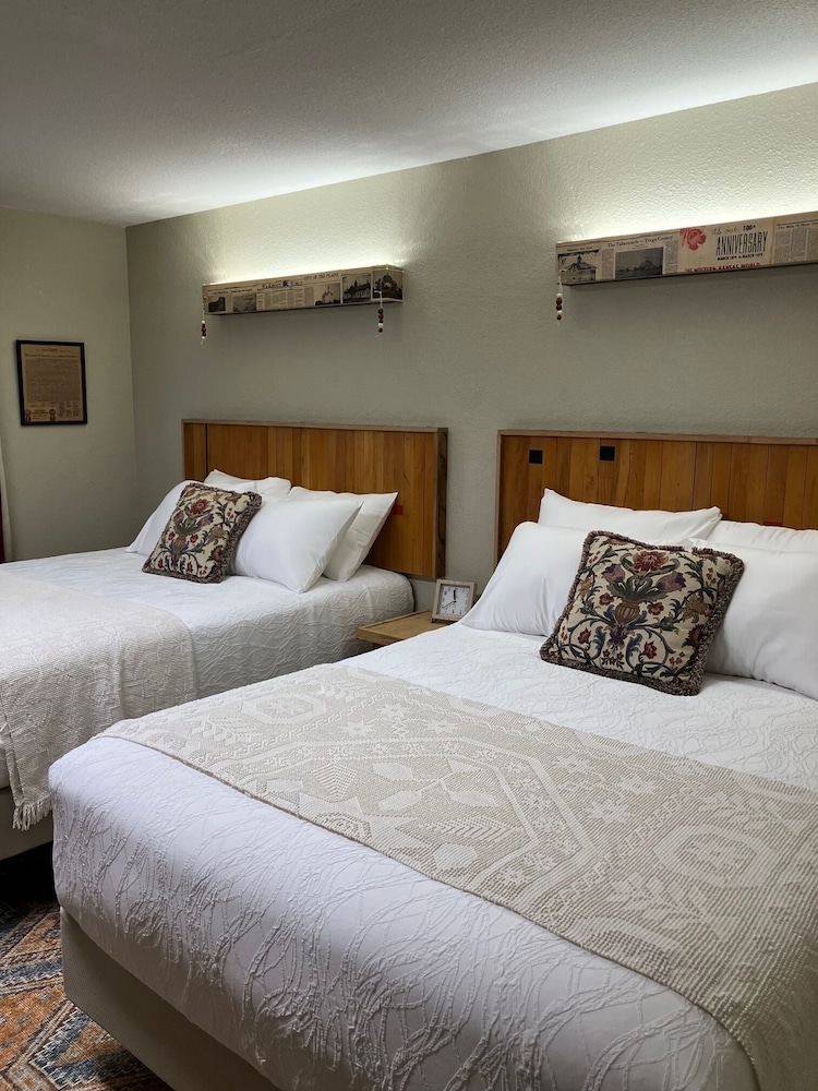 Prairie Rose Inn - photo 25