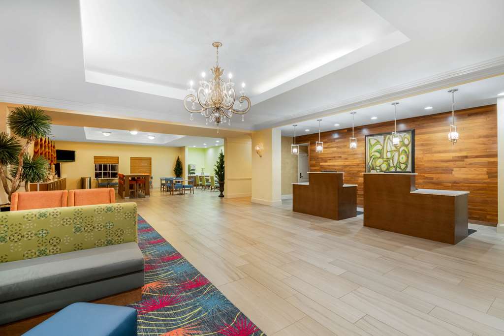 La Quinta Inn & Suites by Wyndham Broussard Lafayette Area - photo 6