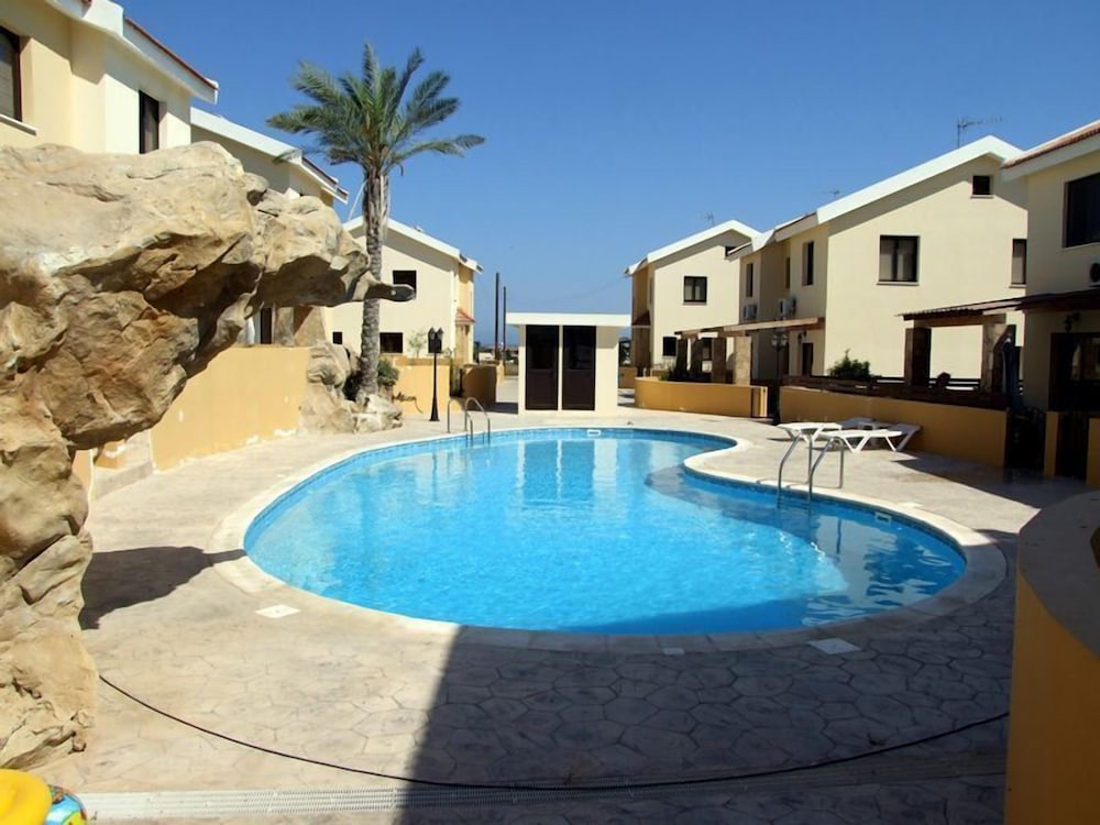 Pyla View Villas Larnaca — 4-Star Luxury Hotel in Livadia, Cyprus