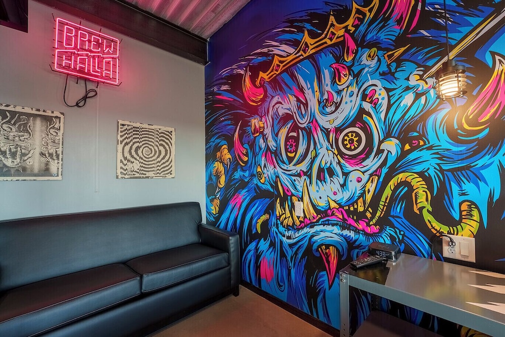 Brewhalla Hotel - photo 44