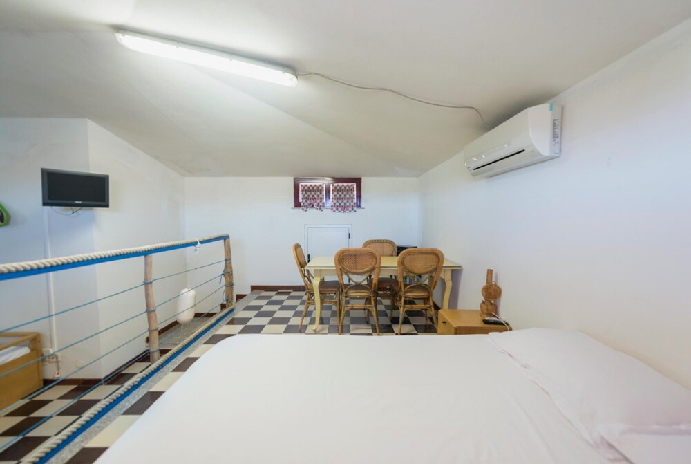 House n Kite in Nurachi — 4-Star Luxury Hotel in Nurachi, Italy