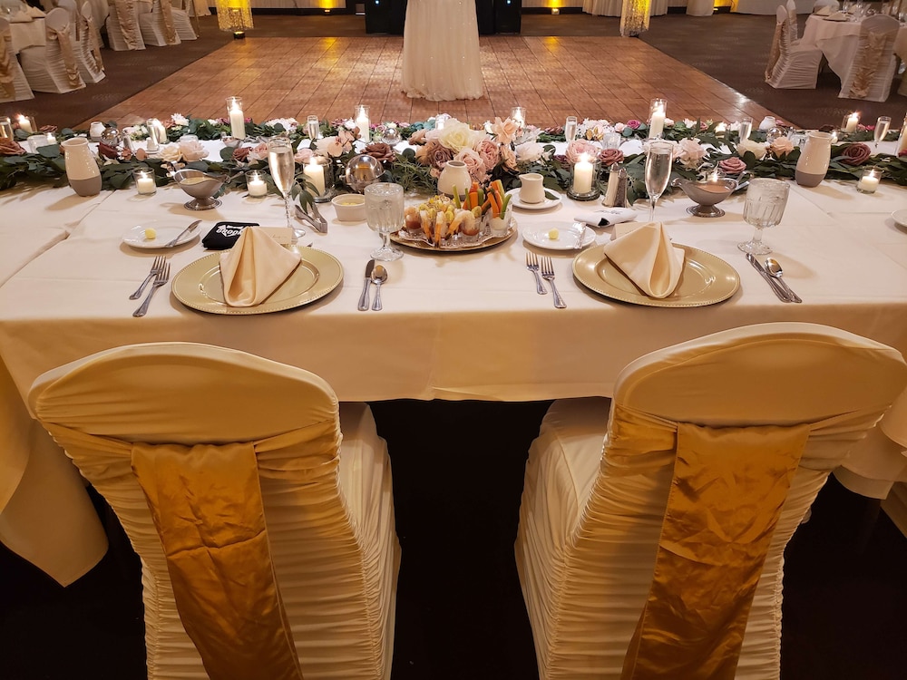 DoubleTree by Hilton Hotel Bloomington - photo 77